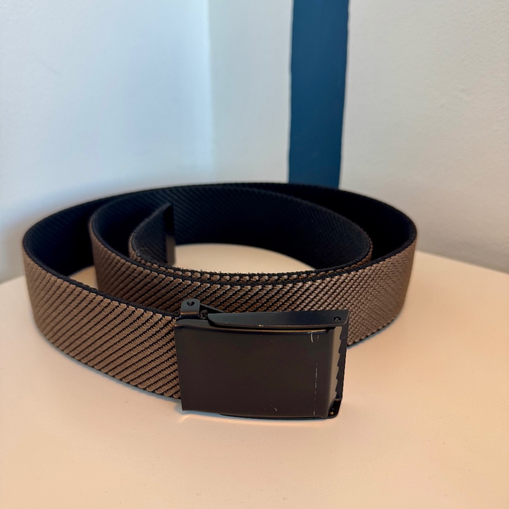 Men’s reversible belt - with bottle opener!